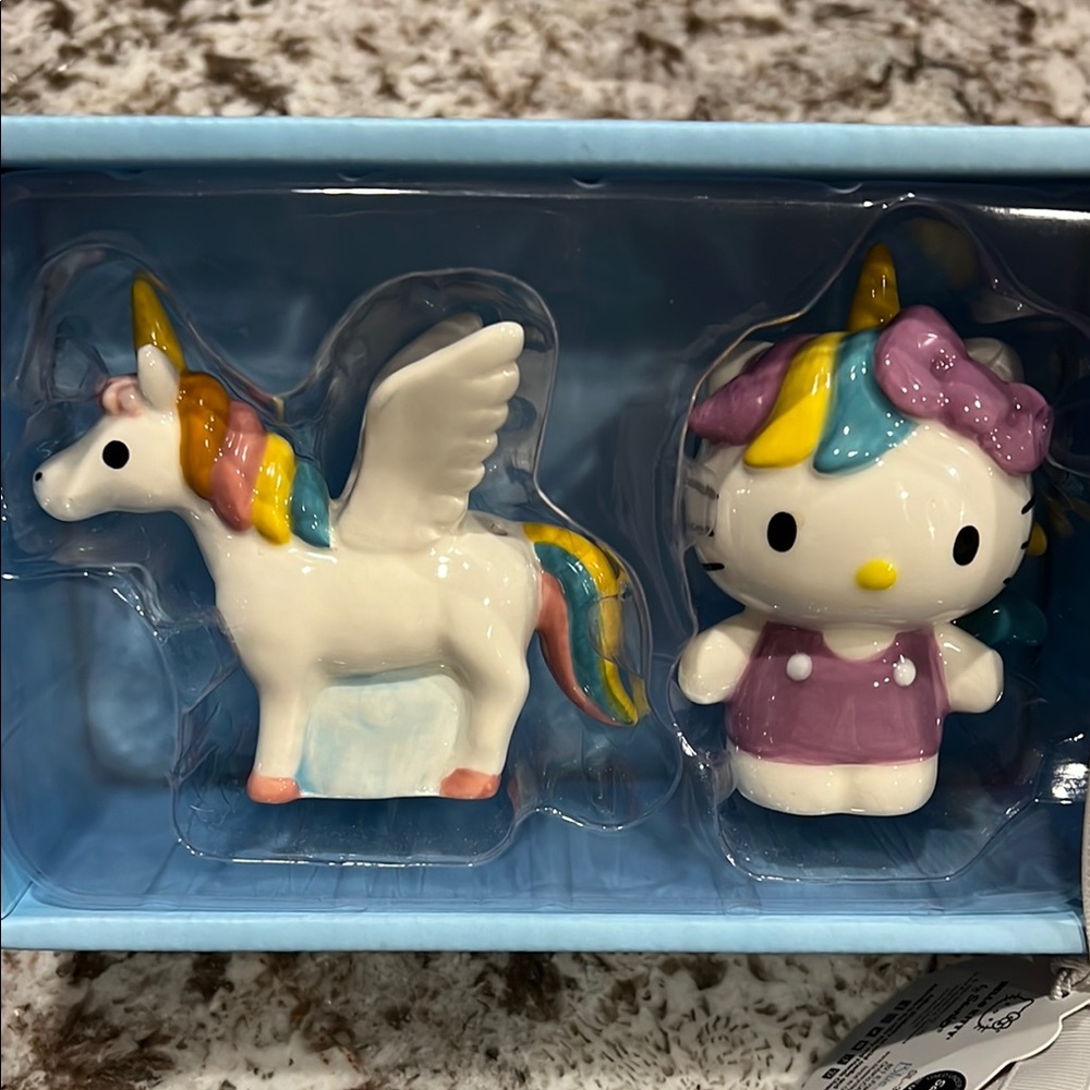 Hello Kitty Unicorn Salt & Pepper Set - Multicolor